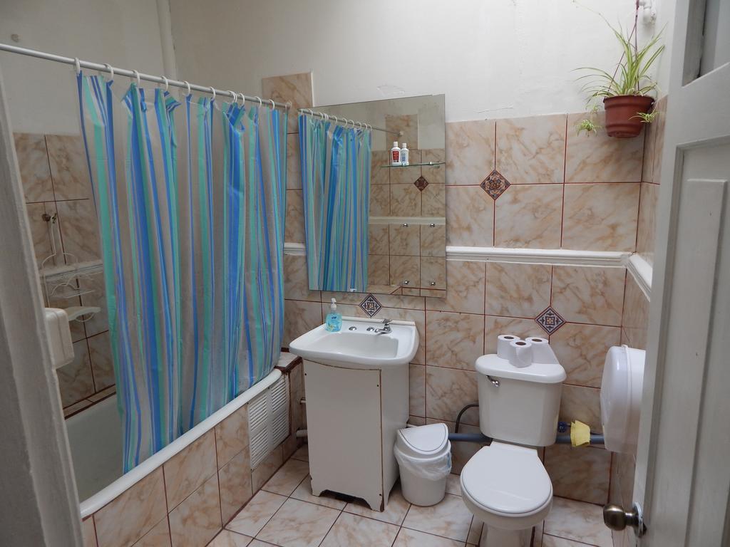 Street Garden Hostel فينيا ديل مار المظهر الخارجي الصورة